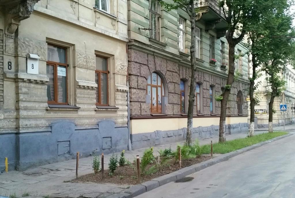 The Georgehouse Hostel Lviv Luaran gambar
