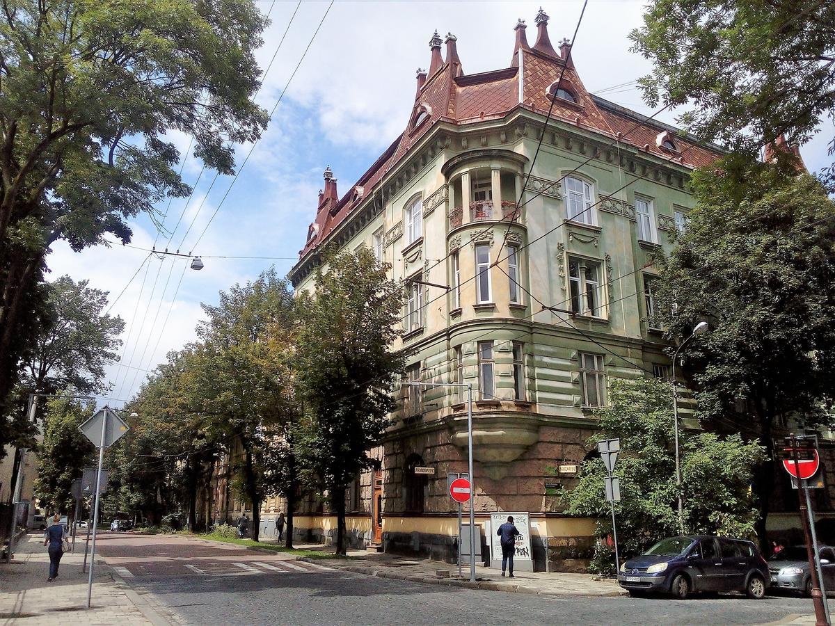 The Georgehouse Hostel Lviv Luaran gambar